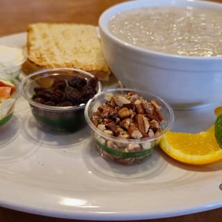 NW Oatmeal (VEGAN)